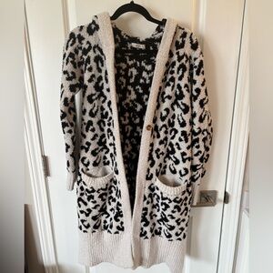 UGG Women's Black and Cream Leopard Cardigan